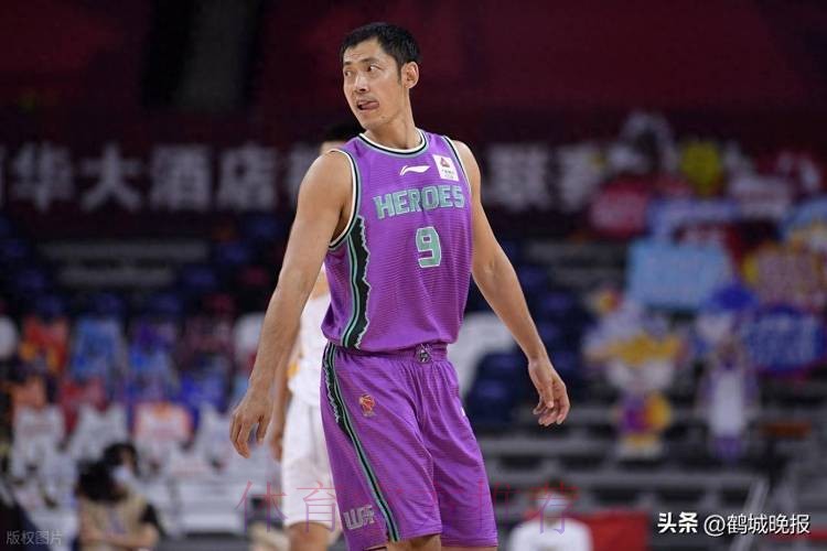 北控29分惨败揪出最大罪人!国手控卫9中2+正负值最低,坑惨张庆鹏 北控29分惨败揪出最大罪人!国手控卫9中2+正负值最低,坑惨张庆鹏